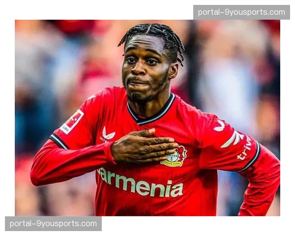 传闻再起:勒沃库森右翼卫弗林蓬受到多家英超豪门关注 传闻再起:勒沃库森右翼卫弗林蓬受到多家英超豪门关注